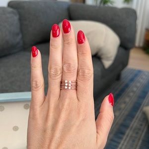 Rose gold ring with gorgeous diamonds